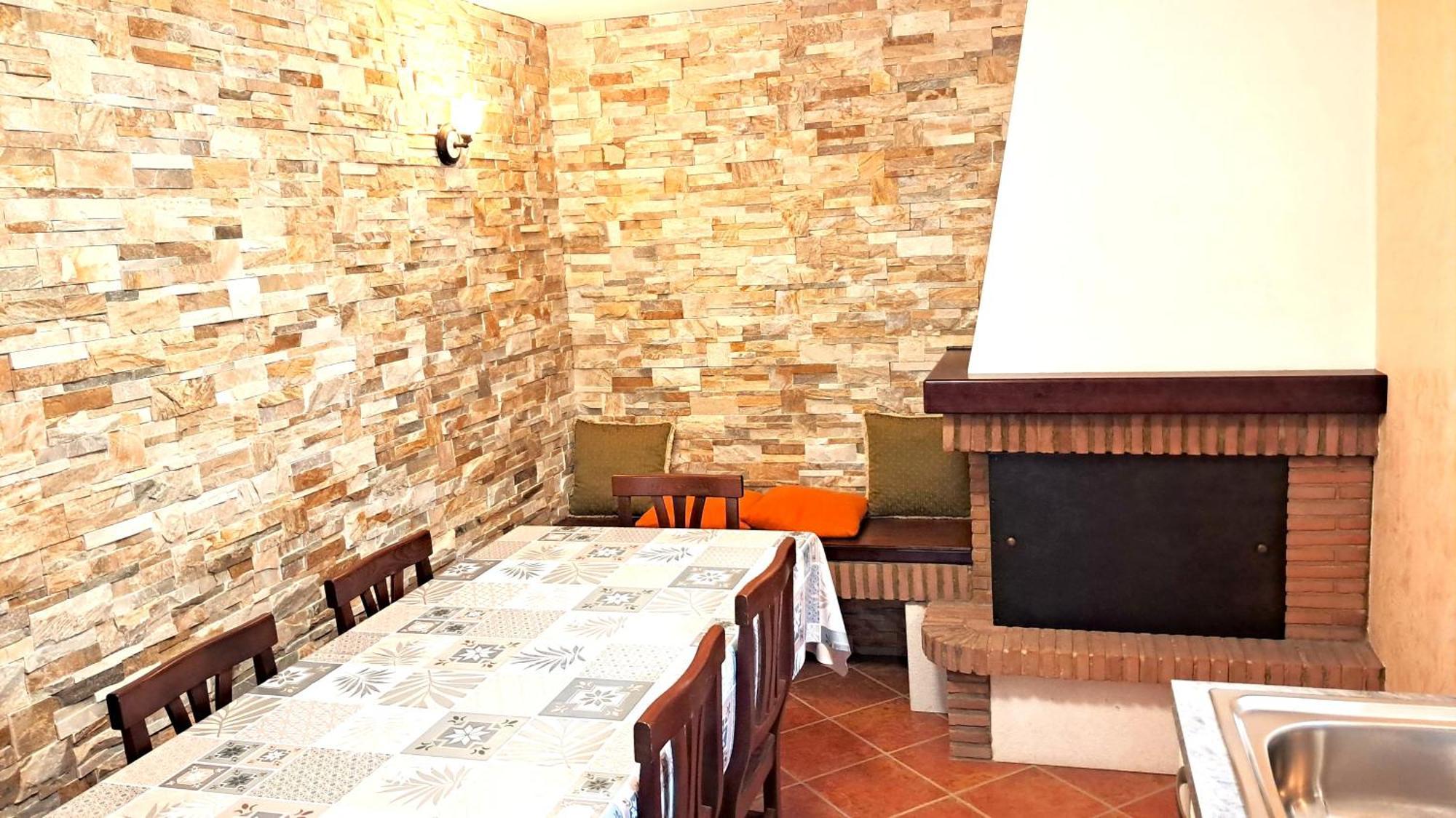 Alloggio Gladiolo Monticchio  外观 照片